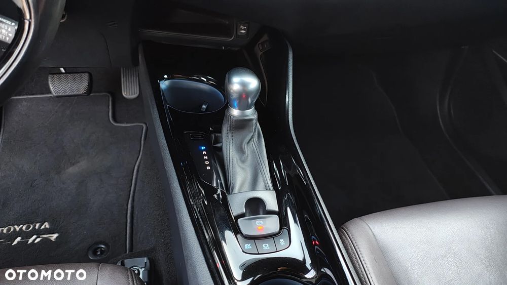 Toyota C-HR 1.8 Hybrid Executive - 35