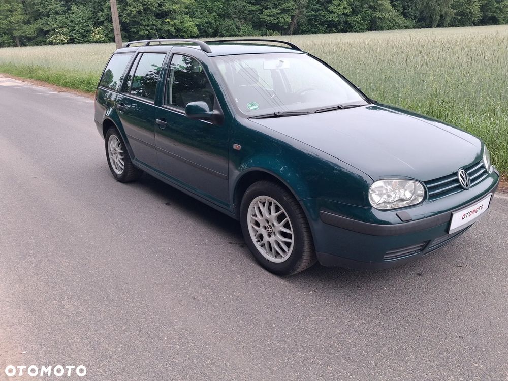 Volkswagen Golf - 2