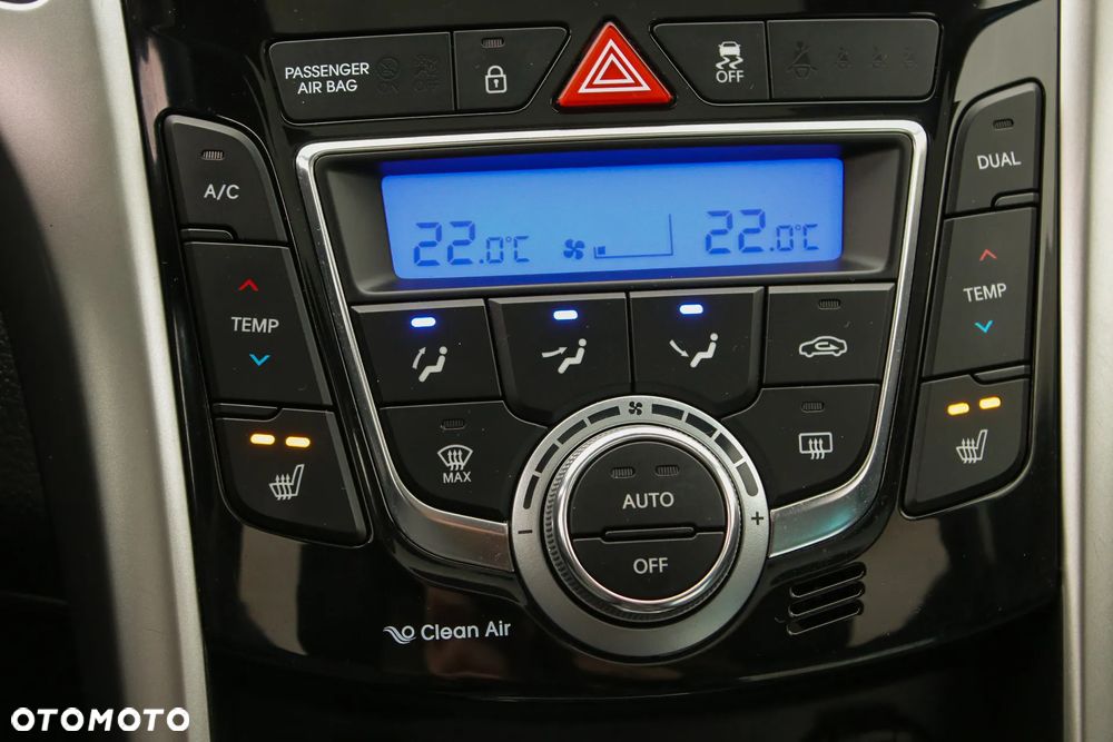 Hyundai i30 1.6 GDI DCT Premium - 30