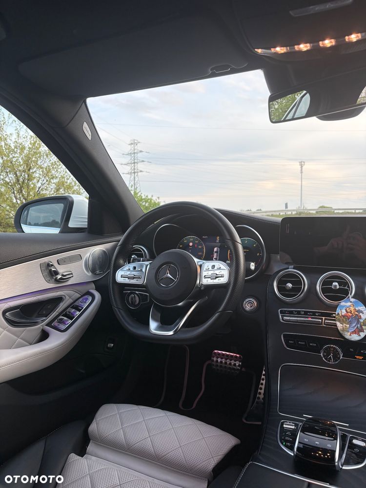 Mercedes-Benz Klasa C 220 d 4MATIC 9G-TRONIC - 9