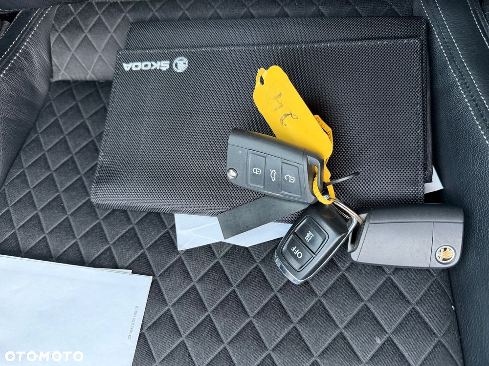 Skoda Karoq 1.5 TSI Sportline - 30
