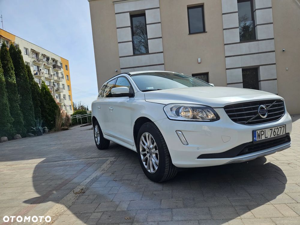 Volvo XC 60 D4 Momentum - 1