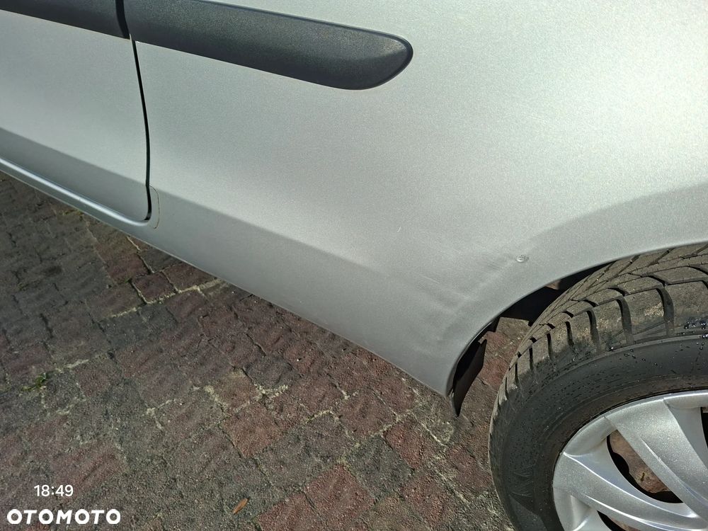 Toyota Yaris 1.0 VVT-i Team - 9