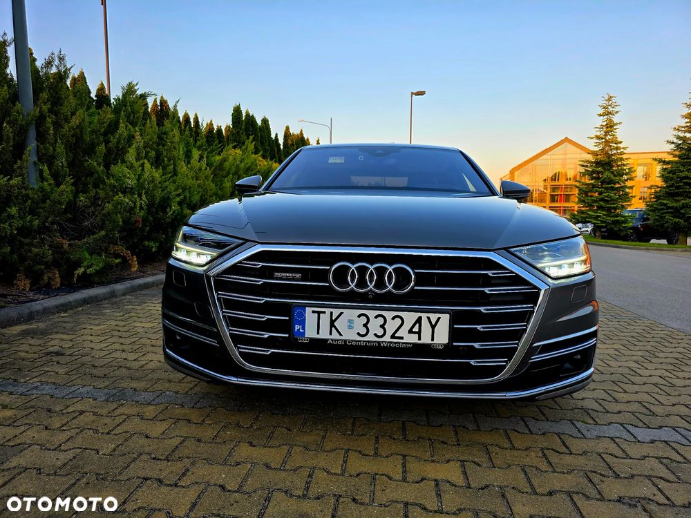 Audi A8 - 3