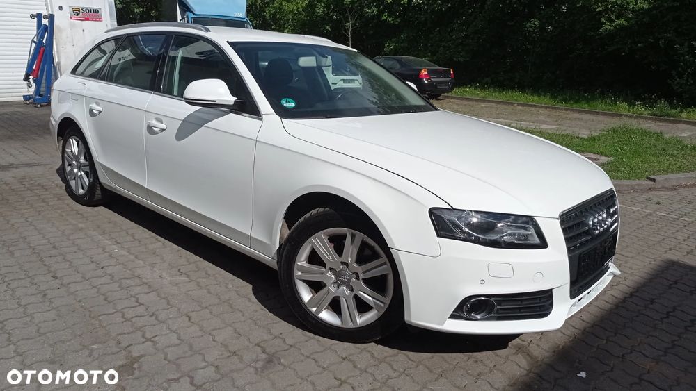 Audi A4 Avant 2.0 TFSI Attraction - 5