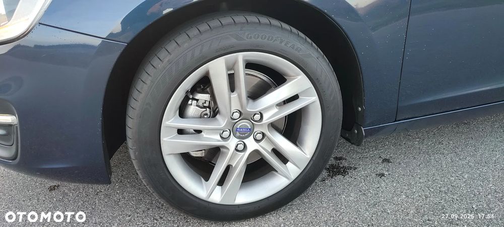 Volvo V60 D2 Momentum - 6