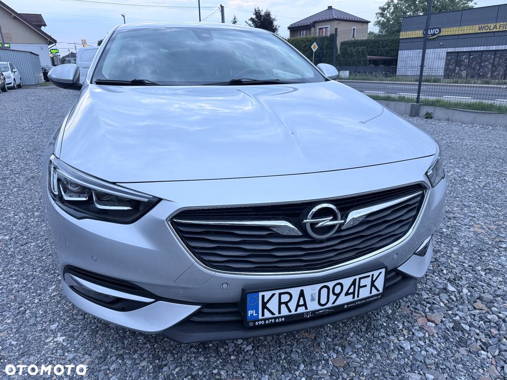 Opel Insignia - 17
