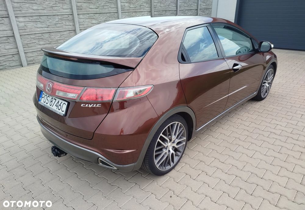 Honda Civic 1.8i-VTEC Executive - 3
