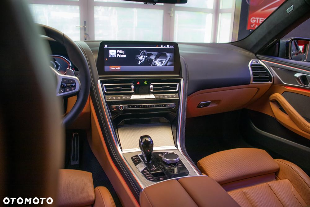 BMW Seria 8 - 7