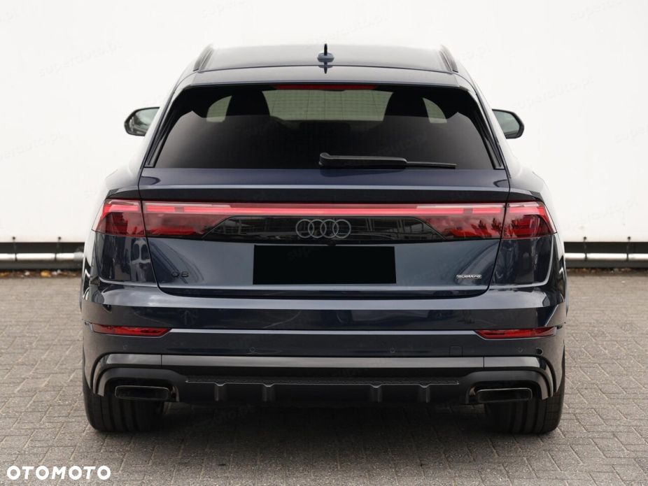 Audi Q8 - 2