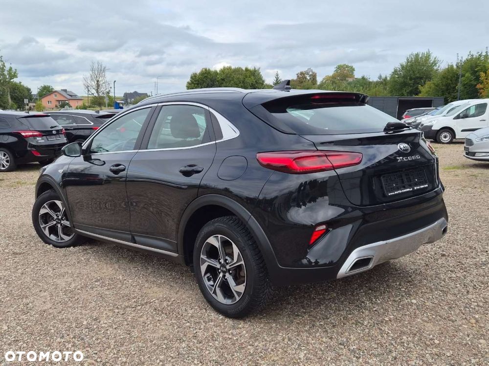 Kia XCeed 1.4 T-GDI OPF PLATINUM EDITION - 4
