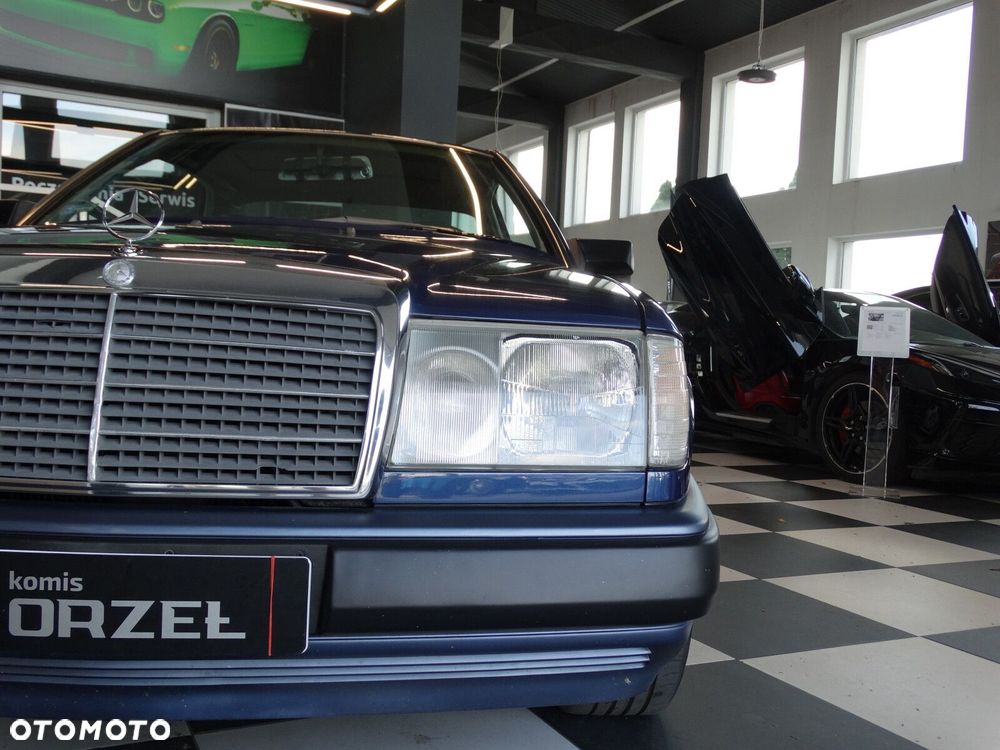 Mercedes-Benz Klasa E - 25