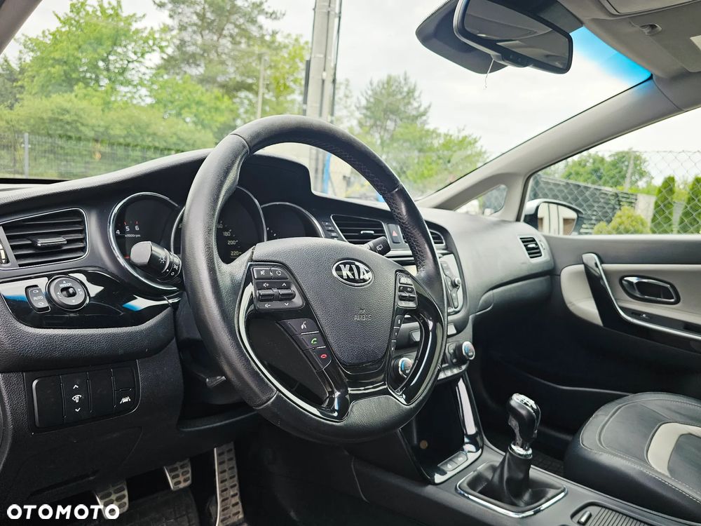 Kia Ceed 1.6 CRDi Business Line - 28