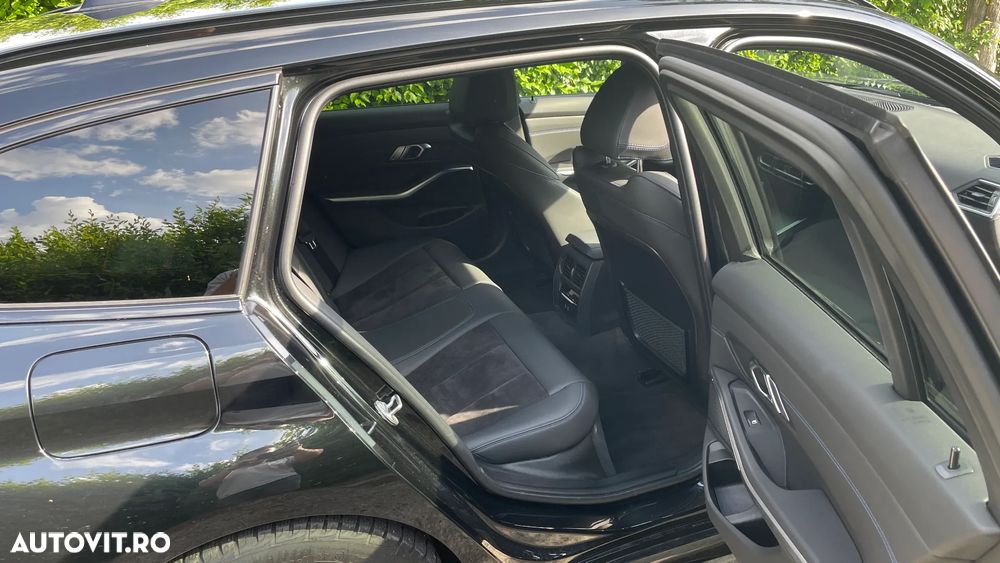 BMW Seria 3 320i Aut. M Sport - 16