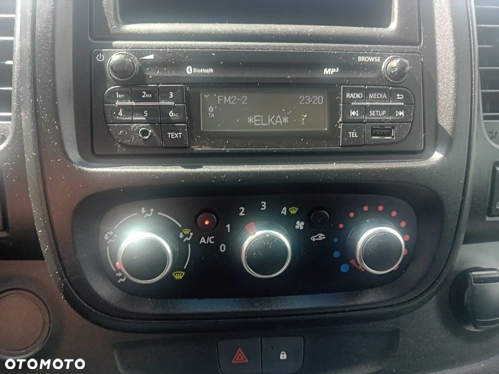 Renault Trafic - 21