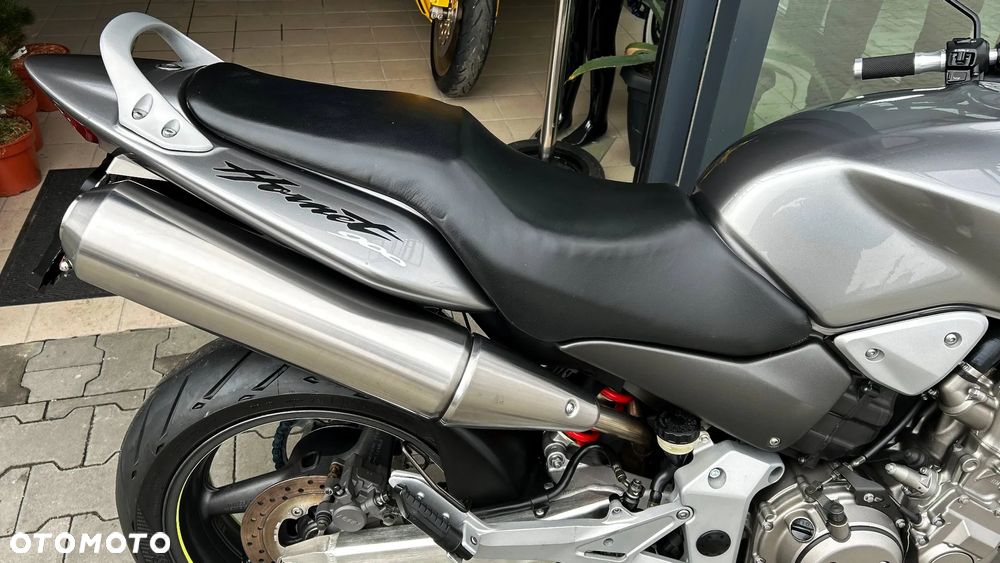 Honda Hornet - 16