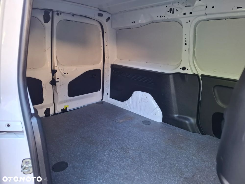 Citroën BERLINGO - 17