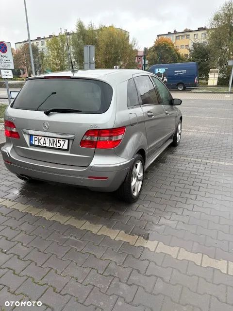 Mercedes-Benz Klasa B - 9