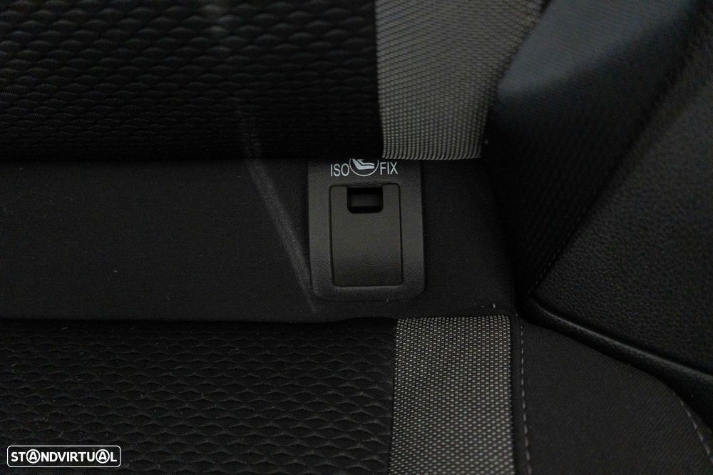 Nissan Qashqai 1.3 DIG-T N-Connecta J18 - 12