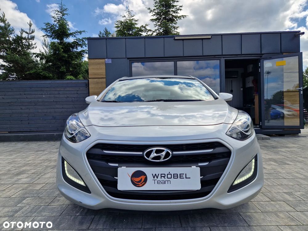 Hyundai i30 1.4 CRDi Comfort - 4