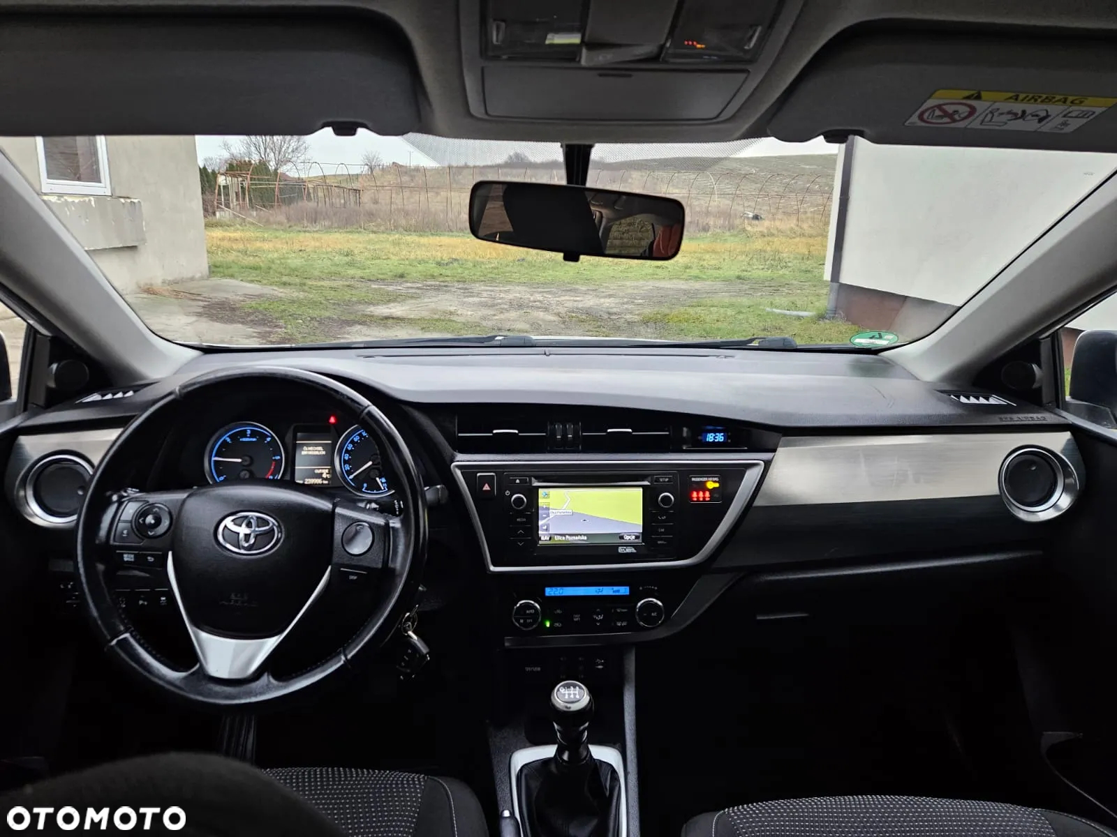 Toyota Auris 1.4 D-4D Touring Sports - 6