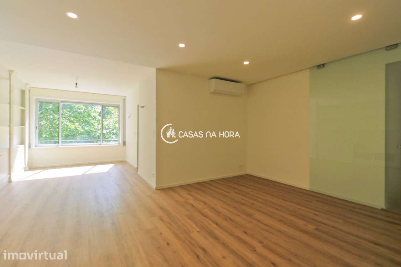 T4 Renovado | acabamentos de luxo | Foz - Grande imagem: 4/30