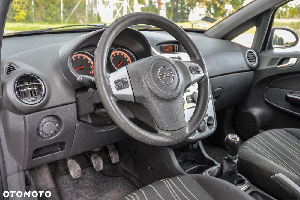 Opel Corsa - 9