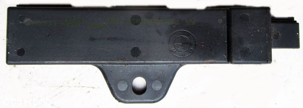 BMW X3 F25 MODUŁ STEROWNIK WZMACNIACZ ANTENY KEYLESS BAGAŻNIKA 9220332 - 2