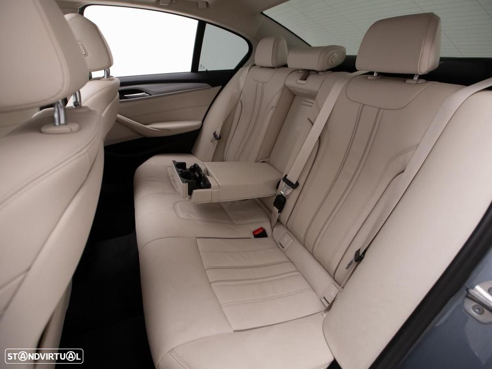 BMW 520 e - 12