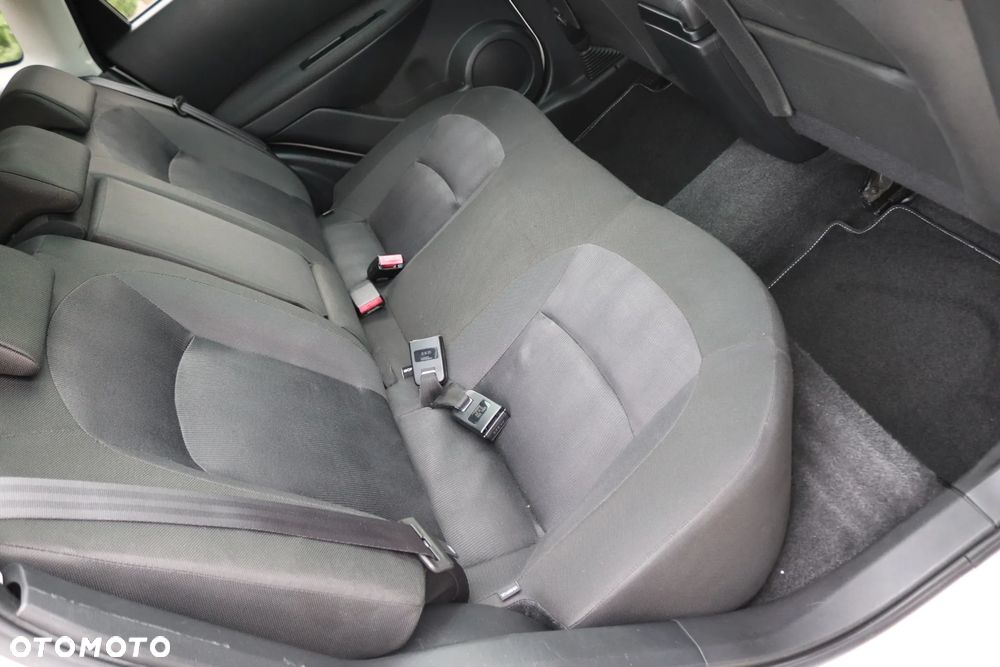 Nissan Qashqai 1.6 I-Way - 26