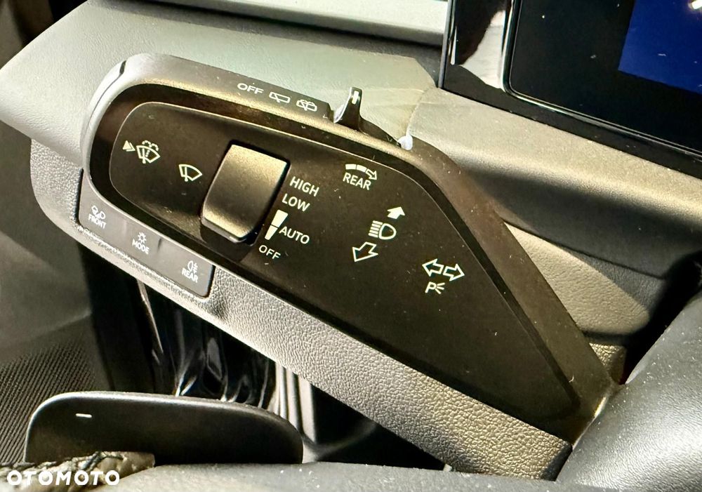 Volkswagen T-Roc - 22