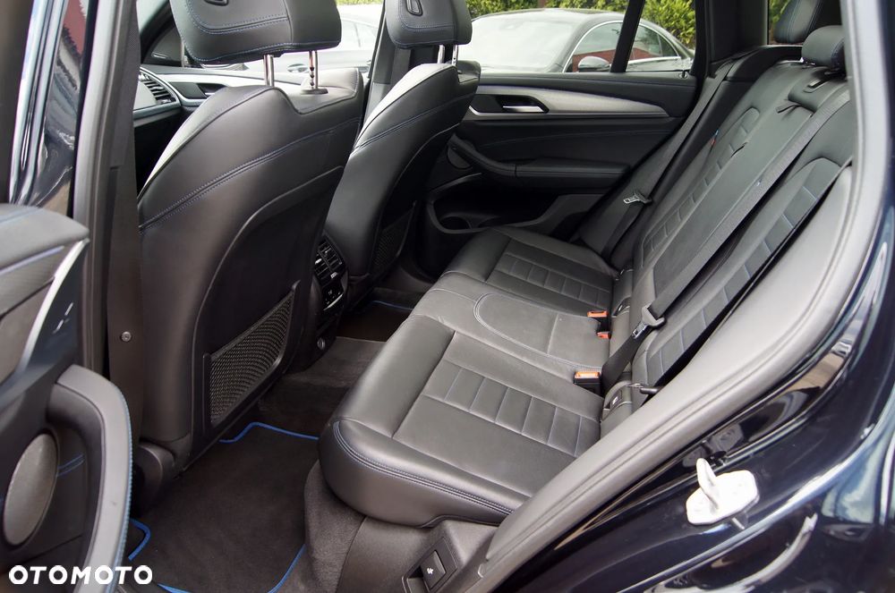BMW X3 M M40d - 11