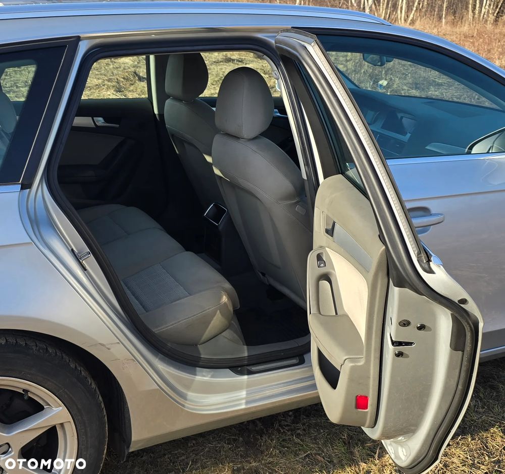 Audi A4 Avant 2.0 TDI DPF - 10