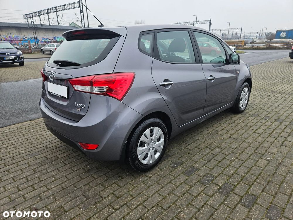 Hyundai ix20 1.4 blue Passion - 9