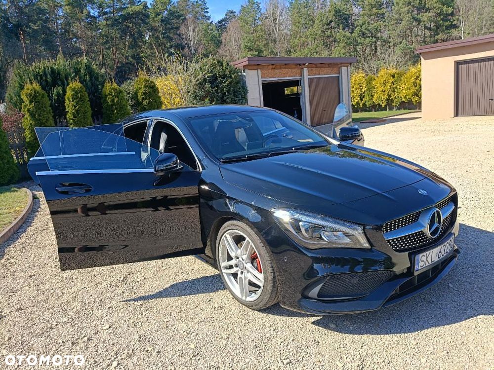 Mercedes-Benz CLA 200 7G-DCT AMG Line - 3