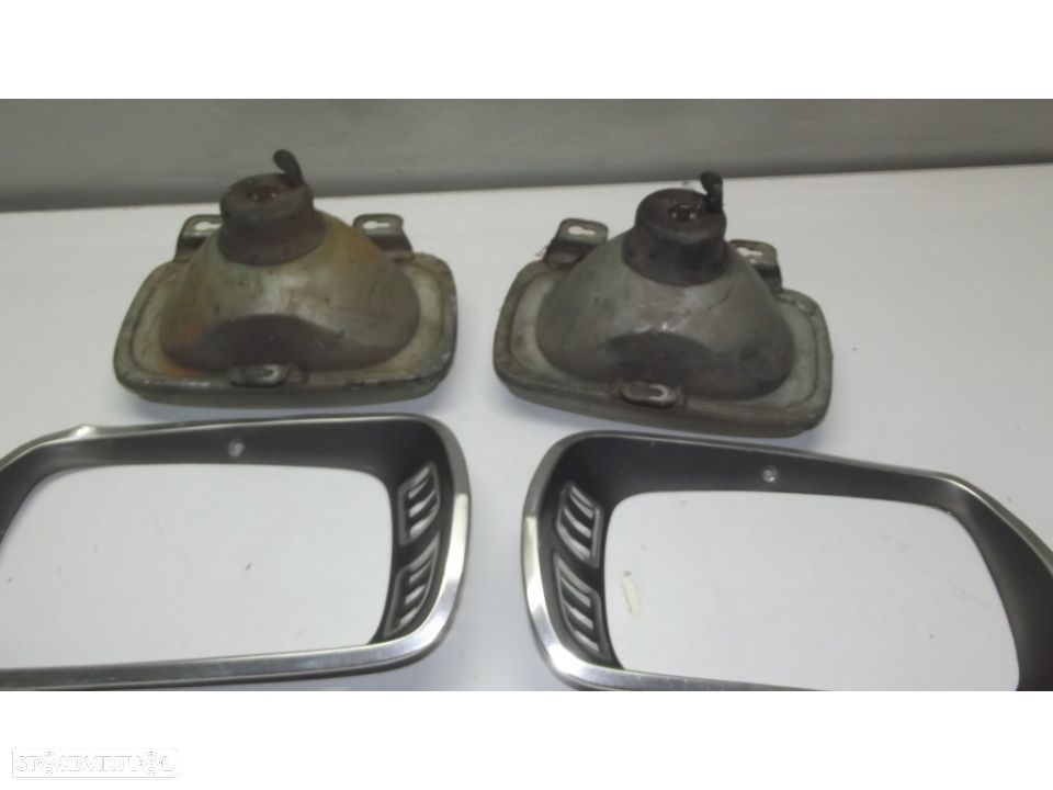 Mazda 818 farois da frente + grelhas - 5