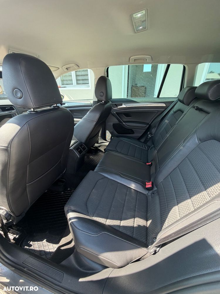 Volkswagen Golf 2.0 TDI DSG 4Motion - 15