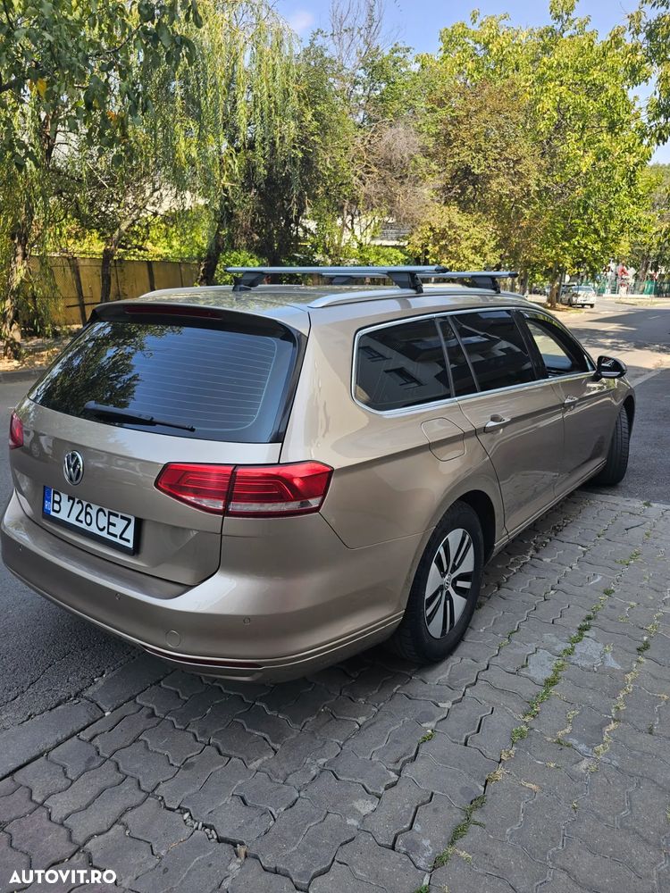 Volkswagen Passat Variant 2.0 TDI DSG (BlueMotion Technology) Highline - 12