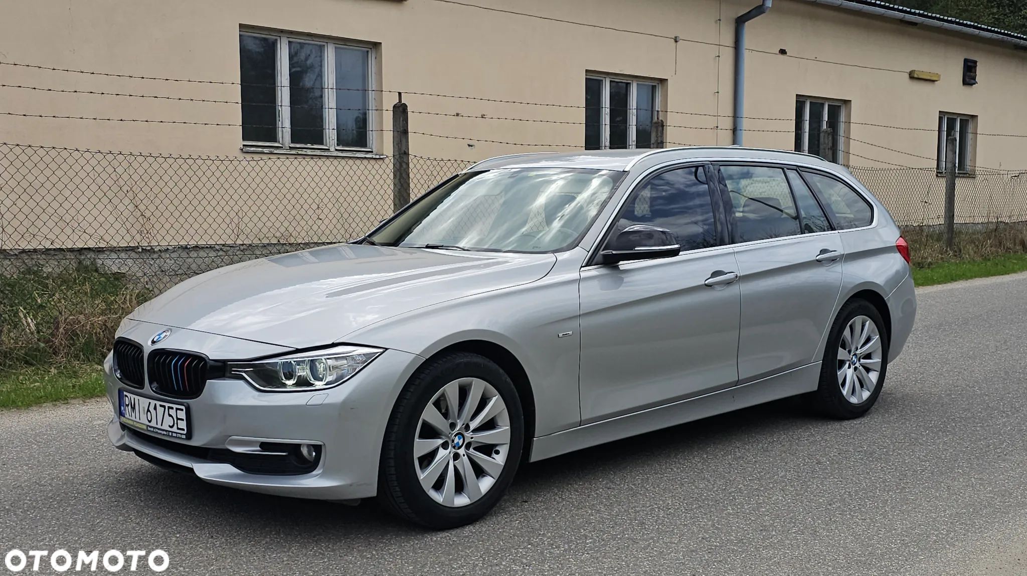 BMW Seria 3 320d Touring Modern Line - 1
