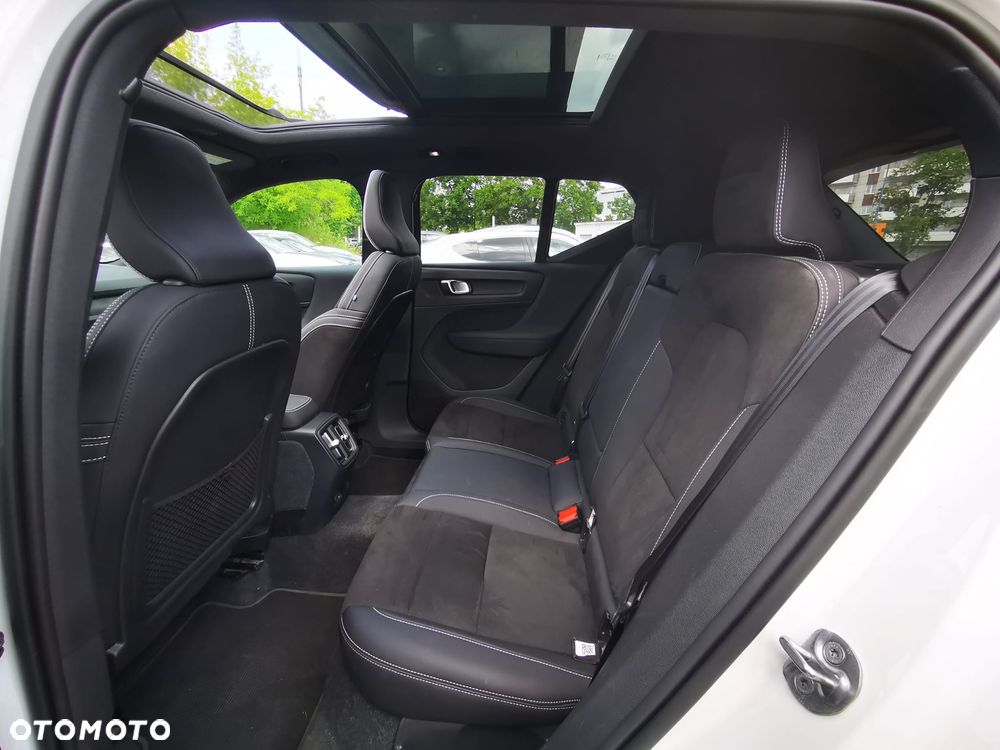 Volvo XC 40 82kWh Recharge Twin AWD Ultimate - 6