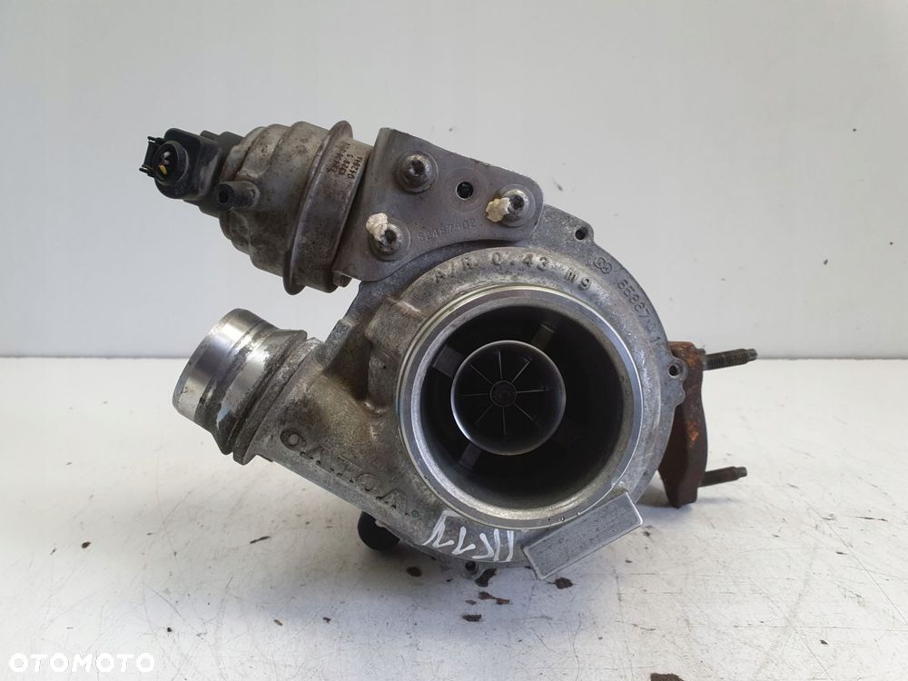 TURBOSPRĘŻARKA Volvo V40 II 2.0 D3 _ 31380131 - 1