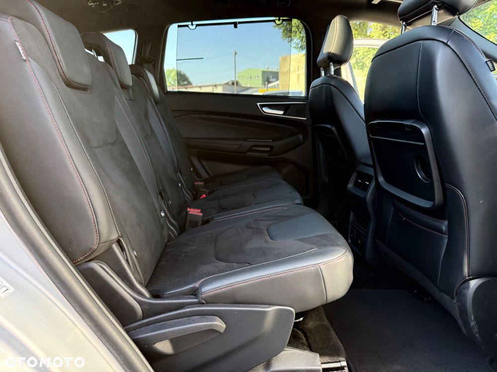 Ford S-Max - 24