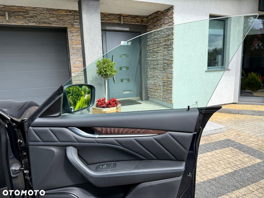 Maserati Levante MHEV Executive - 20