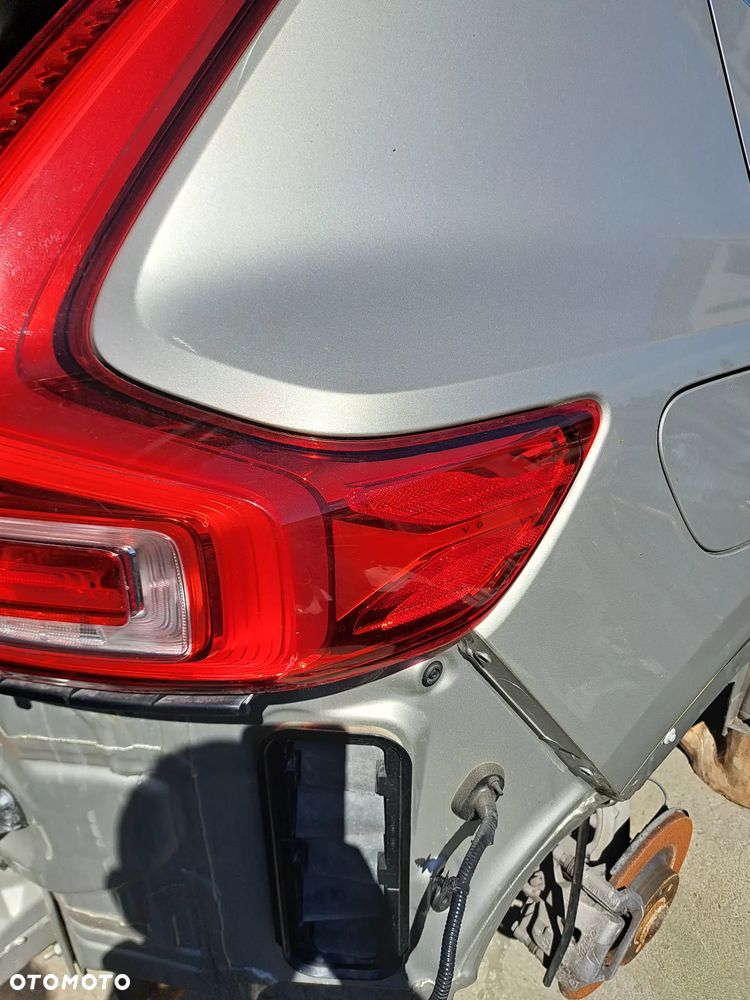 VOLVO XC40 XC-40 KOMPLET LAMP TYLNYCH LED - 4