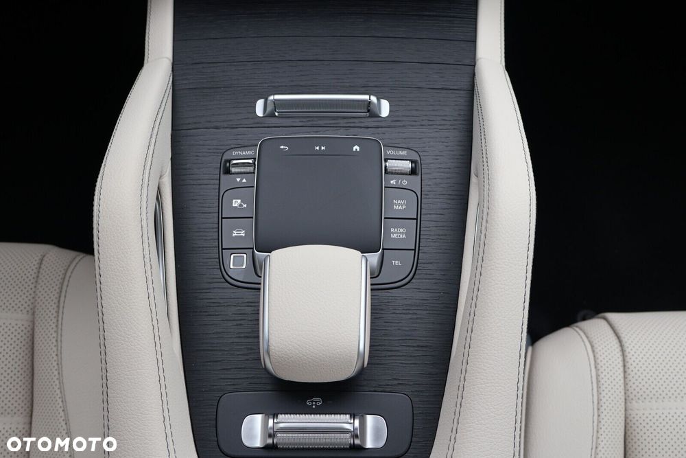 Mercedes-Benz GLE - 15