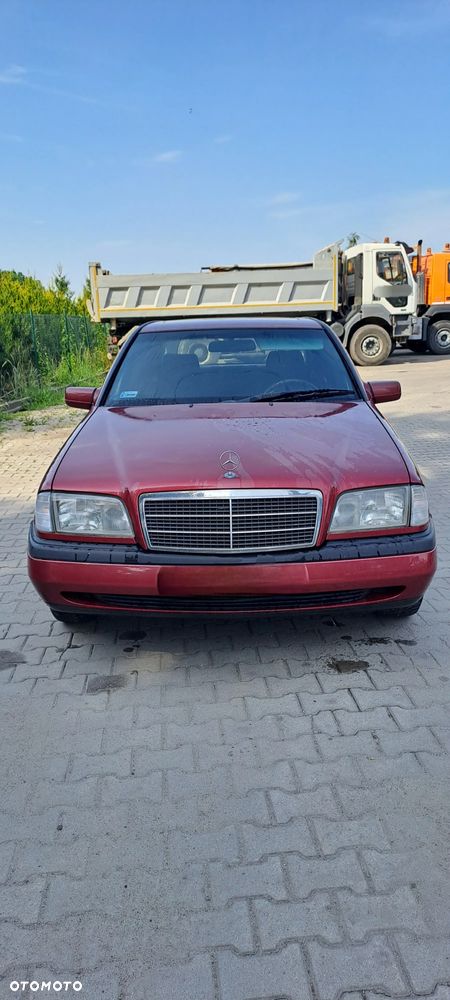 Mercedes-Benz Klasa C 180 Classic - 3
