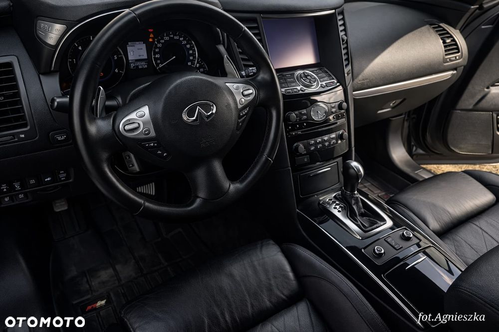 Infiniti Q70 3.0d S - 7