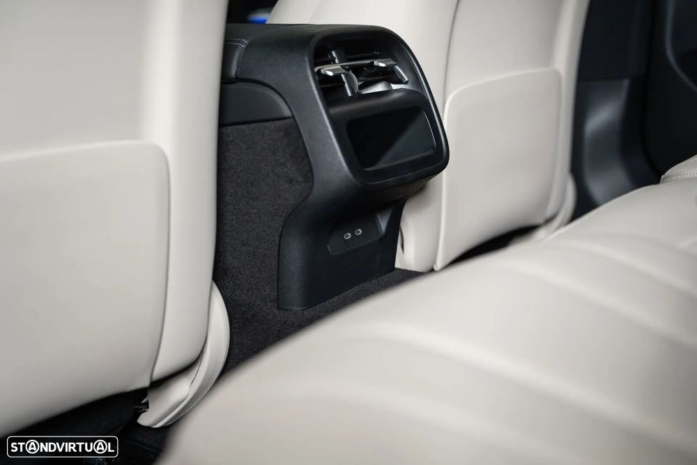 Mercedes-Benz E 300 - 50