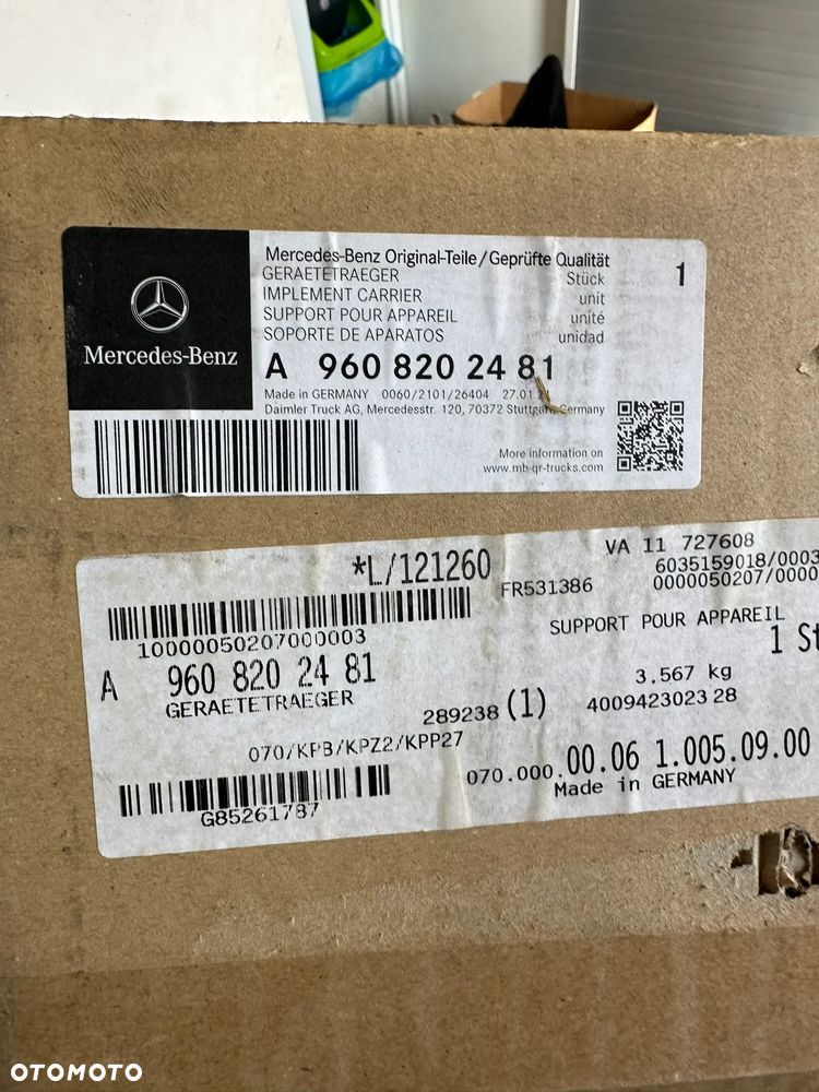 Mechanizm wycieraczek z silniczkiem Mercedes Actros MP4 / MP5, A 9608202481 - 5