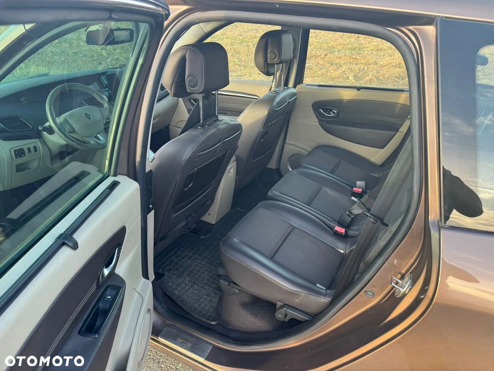 Renault Grand Scenic Gr 1.9 dCi Bose Edition - 21